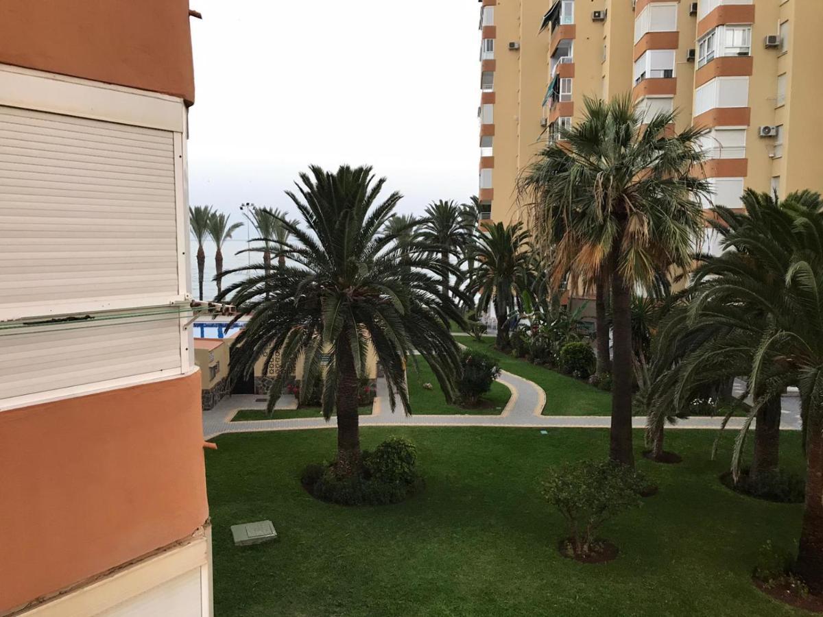Apartamentos Centro Internacional Algarrobo-Costa Экстерьер фото